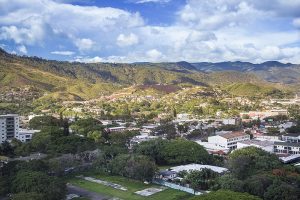 Vista desde Centro Morazán hacia la ciudad de Tegucigalpa
